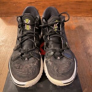 Kyrie 7 Black/Black Arctic Punch (Men’s US 10.5)